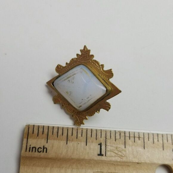 Antique Victorian Style C Clasp Glass Cabochon Brooch Gold Tone Frame Estate - Picture 4 of 6